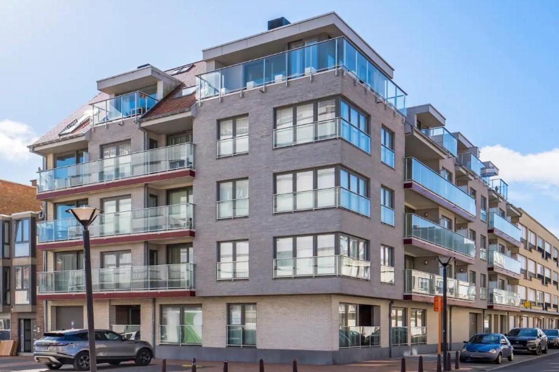 Cosy Duplex In Westende Met 3 Slpk Middelkerke Eksteriør bilde
