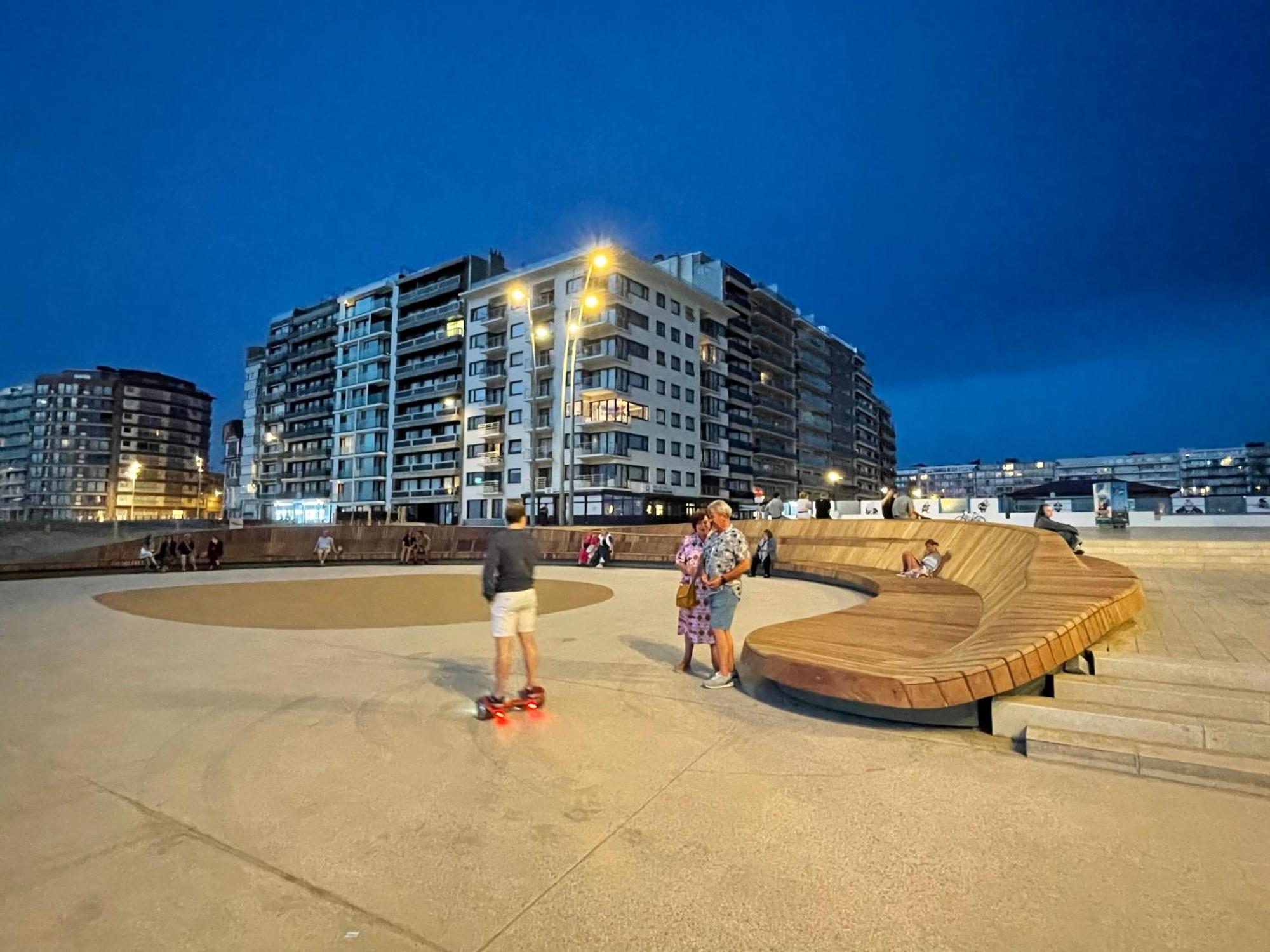 Cosy Duplex In Westende Met 3 Slpk Middelkerke Eksteriør bilde